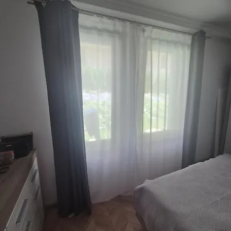 Apartment Etara 4 *